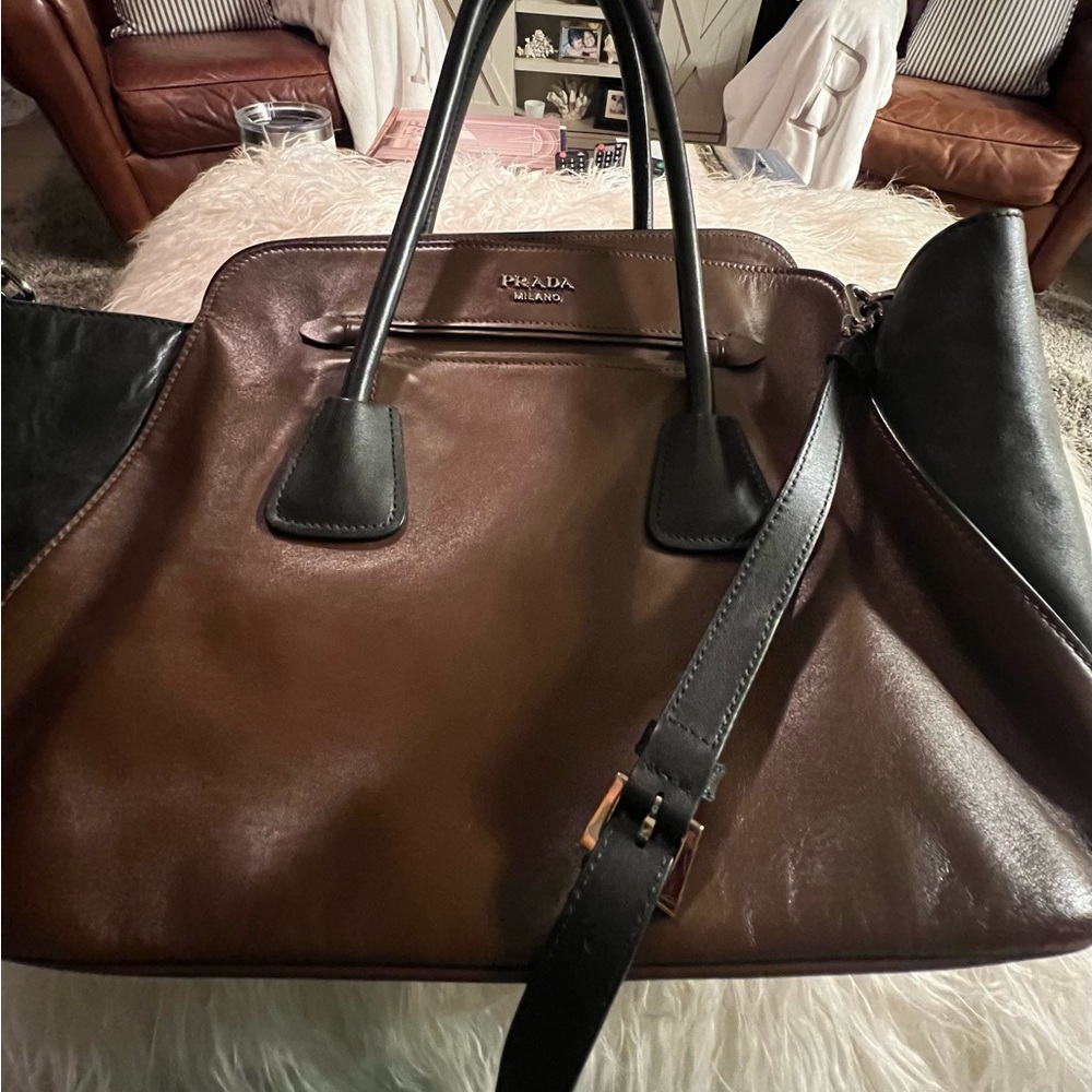 Prada black/brown two-tone crossbody handbag.